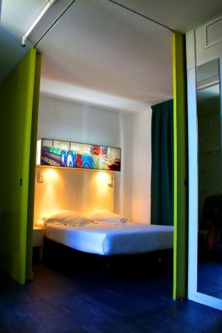 Hostal Raval Rooms Barcelona Ngoại thất bức ảnh